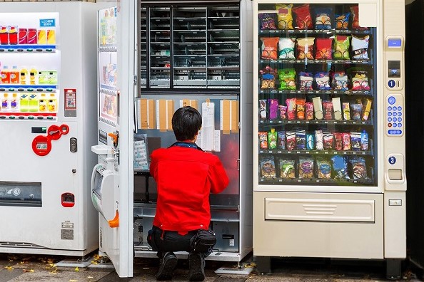 自動販売機修理業者